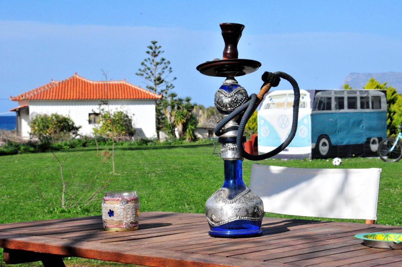 Cornelia Hippie Magic Bus Villa Kissamos Exterior photo