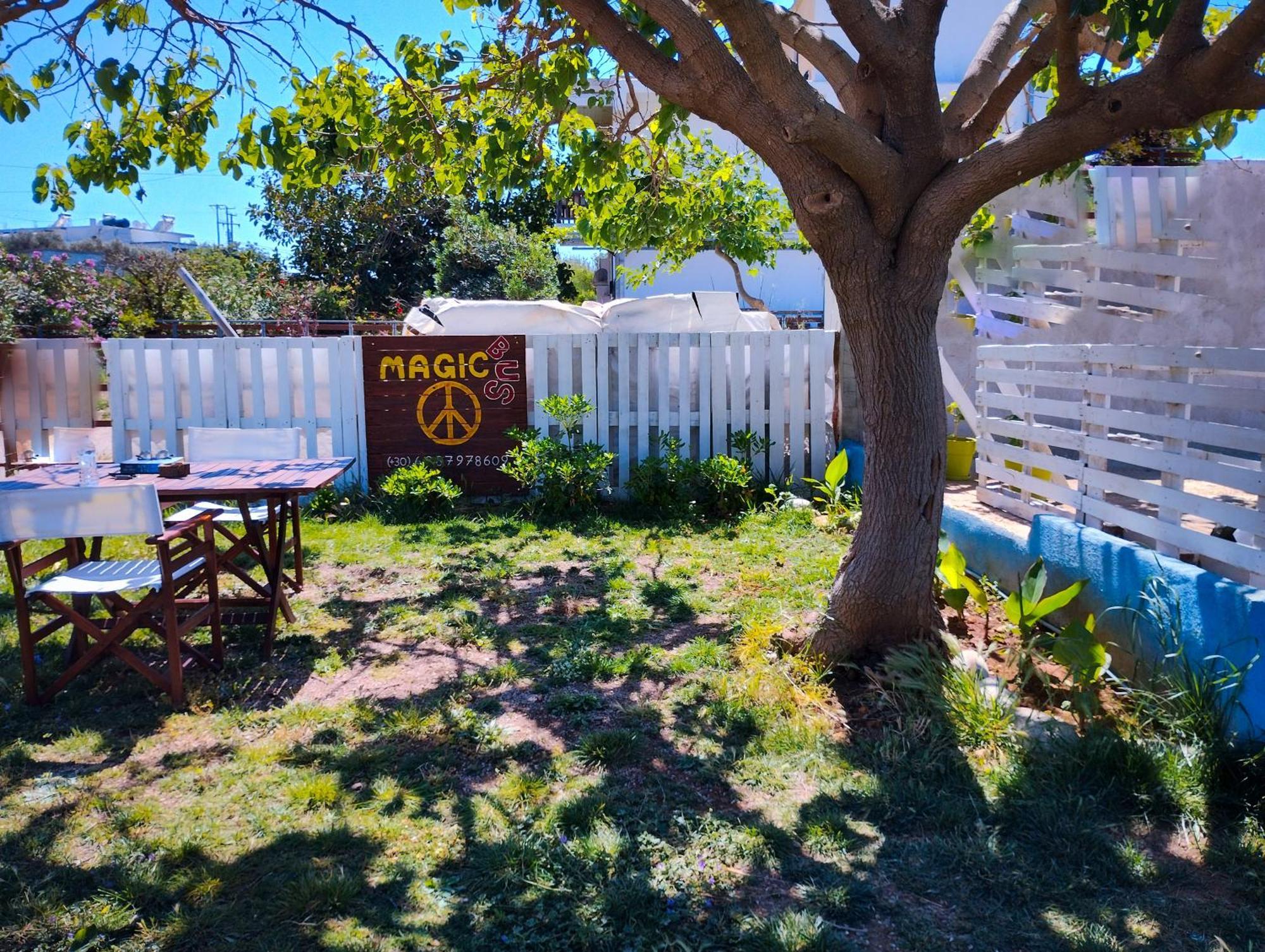 Cornelia Hippie Magic Bus Villa Kissamos Exterior photo